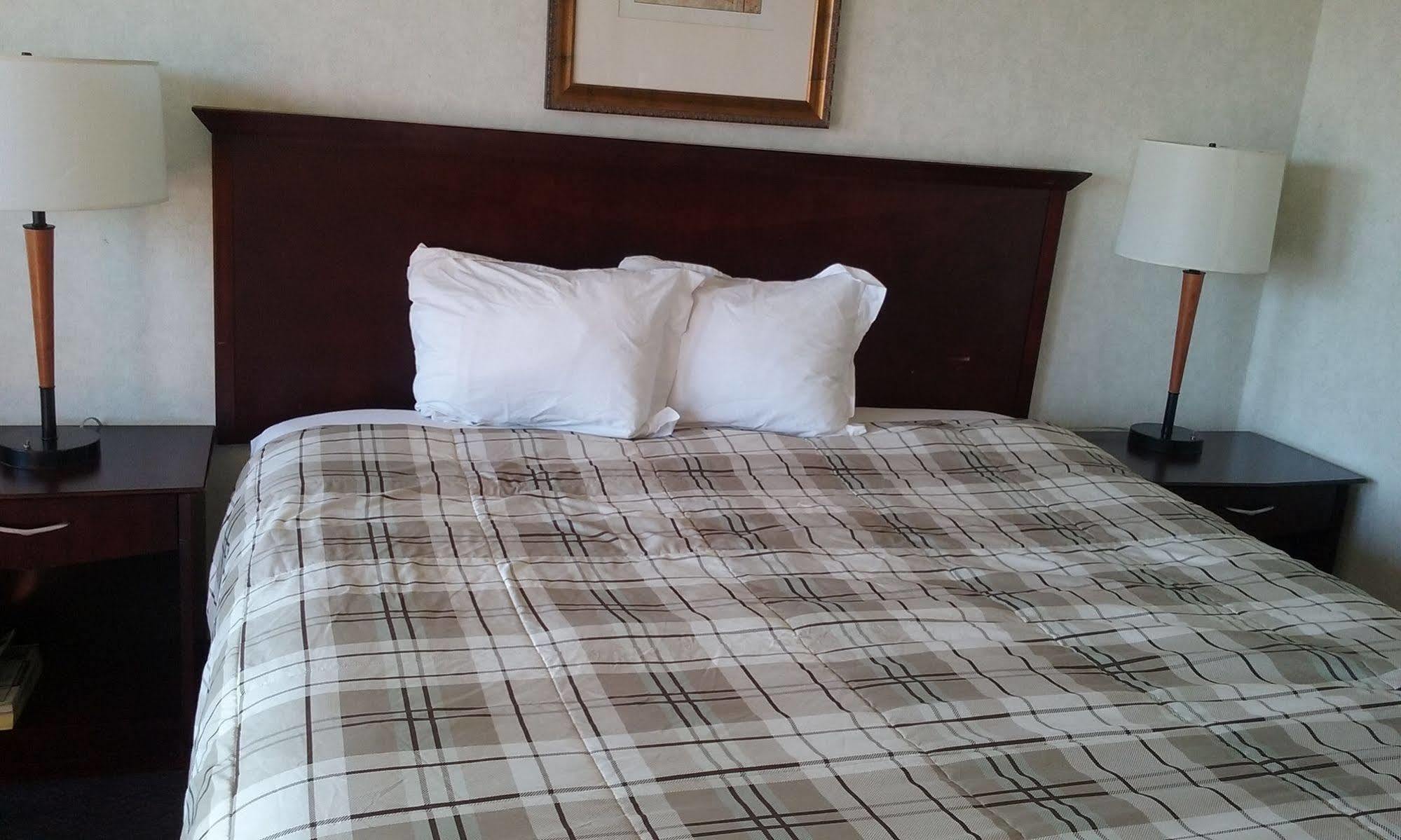 Richland Inn And Suites Kültér fotó